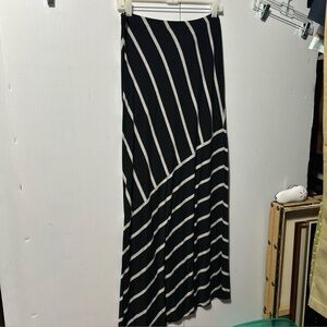 Matty M Womens Black & White Striped Skirt Size Medium Stretch Maxi